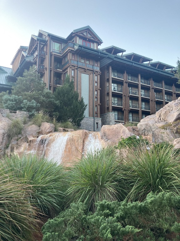 IS IT WORTH IT TO STAY AT A DISNEY RESORT?